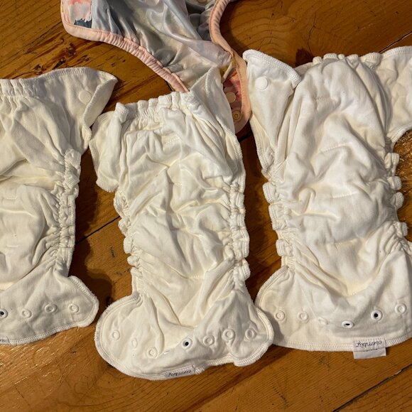 Bundle of qty. 3 Esembly inners  + 1 outer newborn cloth / reusable diapers - Picture 3 of 5